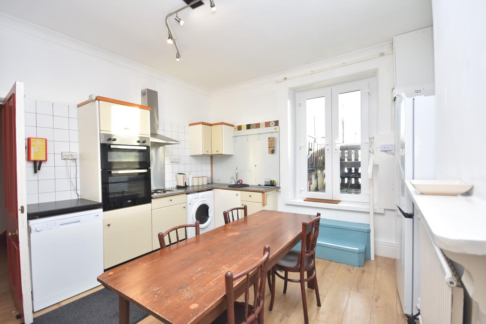 Flat 3, 68 Windsor Road, Penarth, CF64 1JJ